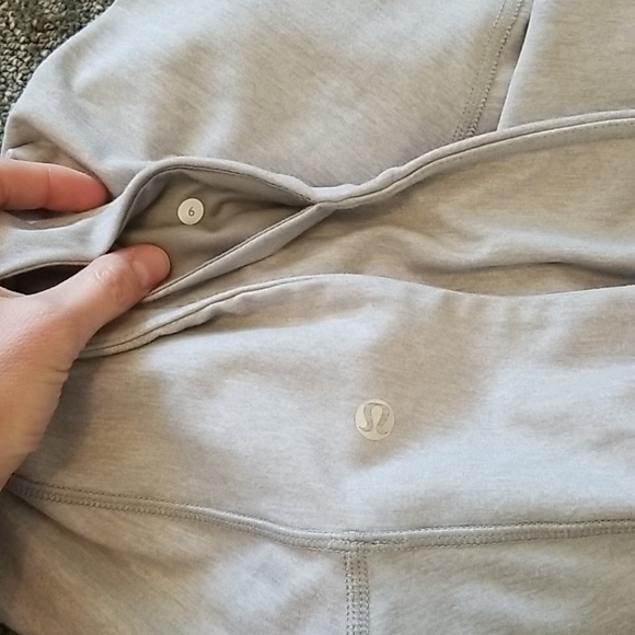 Lululemon wunder under light grey leggings - Picture 3 of 5